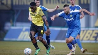 Берое взривява пазара с две бомби