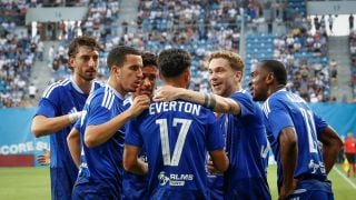 Левски в основна фаза на евротурнир след 16 години чакане