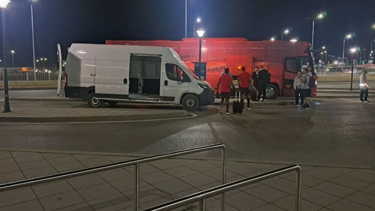 „Армейците“ се прибраха посърнали от остров Крит