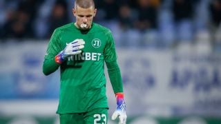 Платиха почти 5 милиона за изпуснат от Локо (Пд)