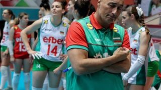 България излиза за задължителна победа днес