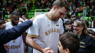 Руска атака шокира Везенков и националите в Тулча