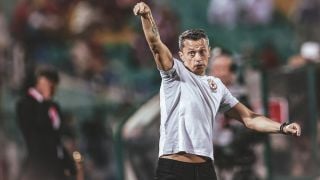 Янев с изненада за последния си мач