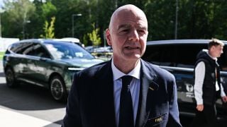 Джани Инфантино се пошегува с гологлав журналист