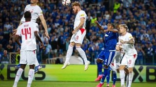 Левски с фалстарт, отстъпи на Залцбург в основната фаза на Лига Европа