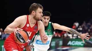 Везeнков с първи финал за сезона