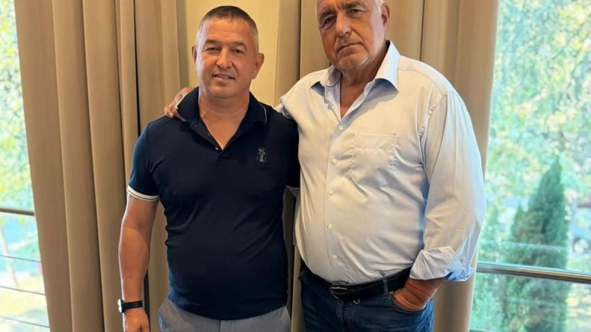 Бойко Борисов помага на закъсал футболен клуб
