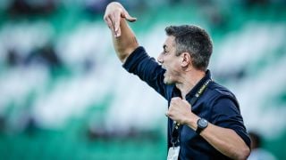 Веласкес слага край на втората почивка в Левски