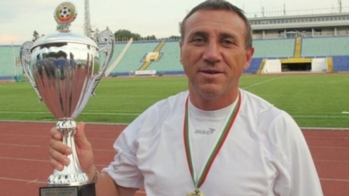 Ставал шампион на България с 4 отбора става на 60