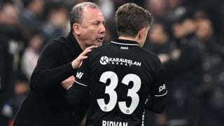 53-годишен пое Турция