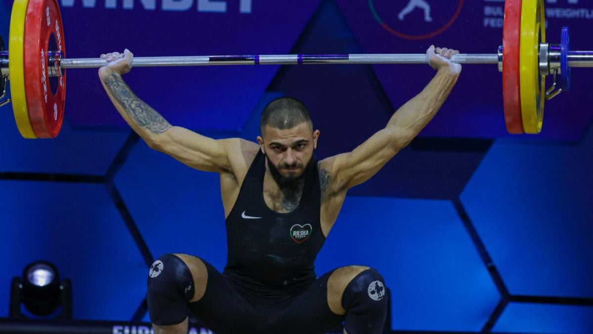 Кошмар: Щангата помете Ангел Русев на Световното