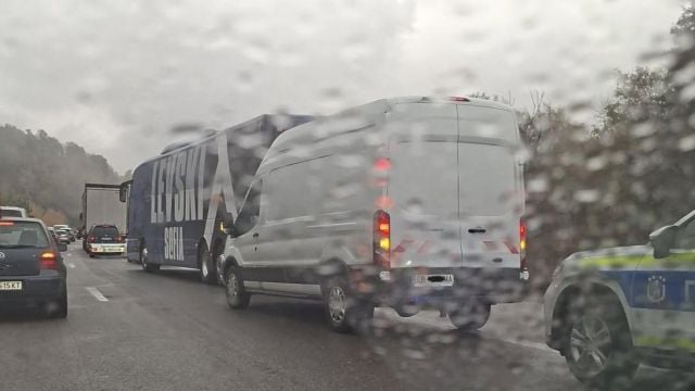 Задръстване блокира Левски на път за Русе