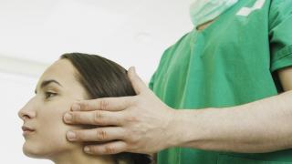 "Кръцни-срежи": 7 тайни на пластичните хирурзи