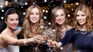 Бляскаво лице с уникална празнична  маска