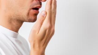 Устата ти мирише на печени яйца или мъртва риба, ето причината