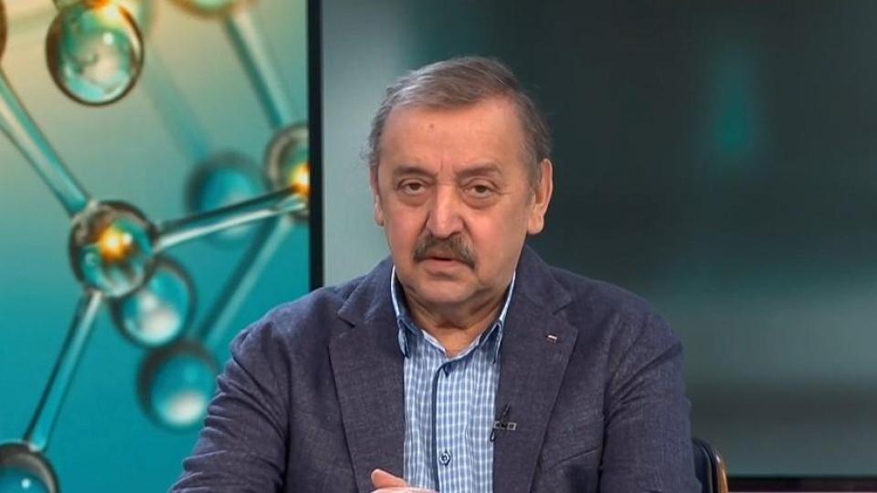Проф. Кантарджиев: „Човекоядната“ бактерия не е заплаха в Черно море