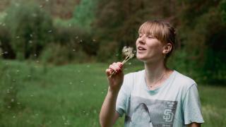 Учени разкриха кой е изложен на риск от алергии