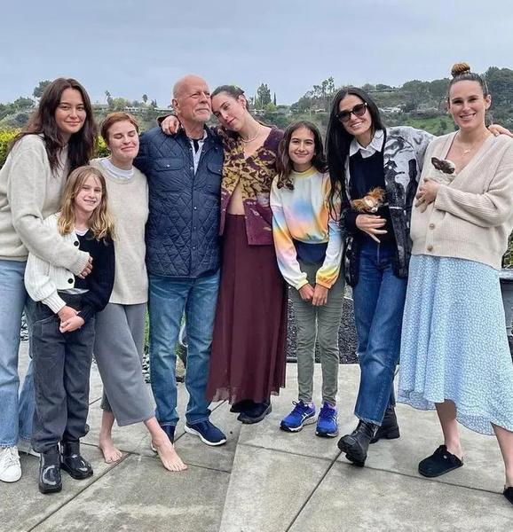 Остават му броени дни: Брус Уилис умира, показаха потресаваща СНИМКА