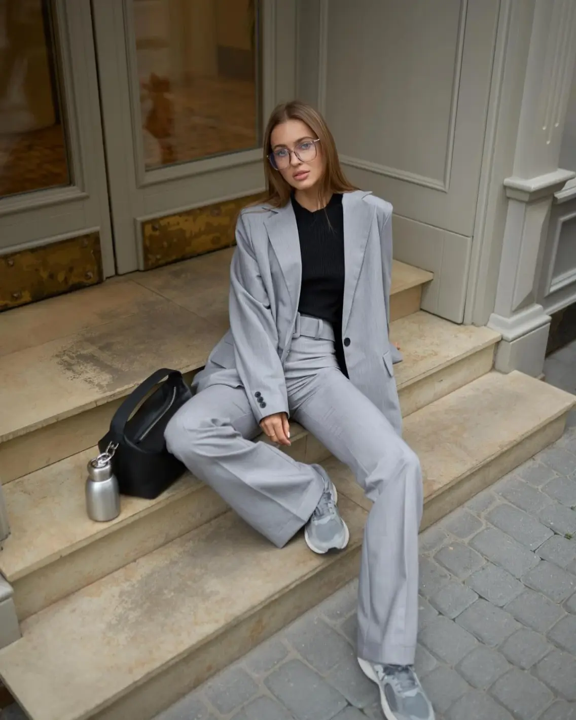 Тези панталони са хитът на 2025 г. СНИМКИ