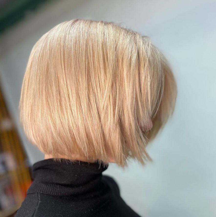 Спестете време: Модерни прически за тези, които не обичат да оформят косата си СНИМКИ