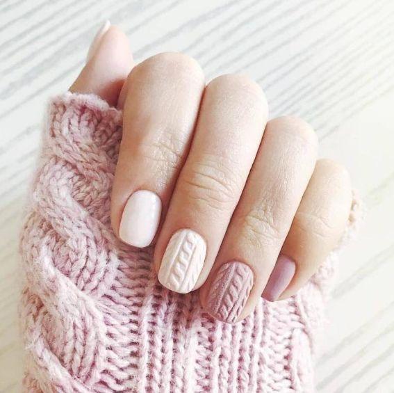 Късмет и щастие през 2025 г. очакват дамите, които са с тези 6 маникюра в новогодишната нощ СНИМКИ