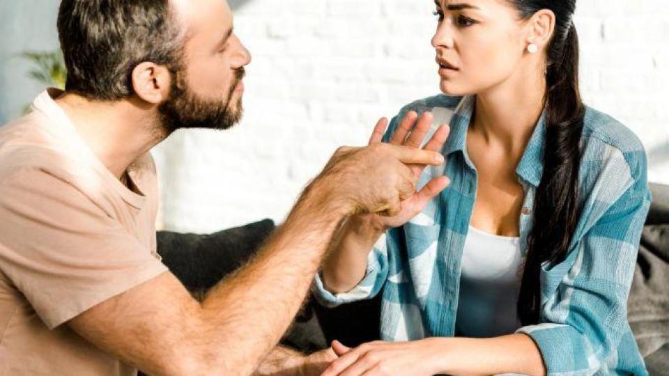 Не е любов: 9 причини, поради които мъжете се връщат при бившите си