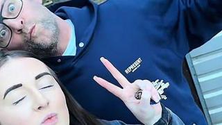 Млада жена забърса 52-г. гадже и ето какво й се случи ВИДЕО