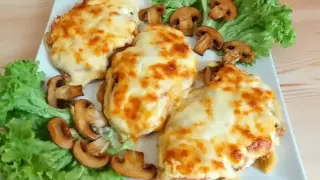 Само 15 минути – и вечерята е на масата: рецепта за печено пилешко филе с кашкавалова коричка