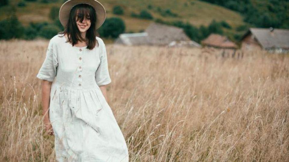 Лято, лекота и стил: Модната магия на 2025 започва с тези 5 избора