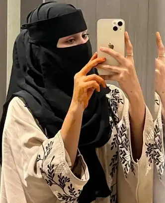 "Тайната на шейховете" излезе наяве: Вижте как арабските жени се обличат за мъжете си, когато никой не гледа