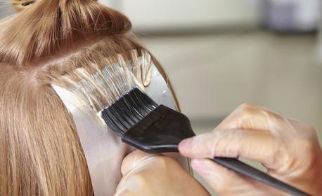 Забравете за студеното русо: Най-желаният цвят за коса това лято е вдъхновен от залеза Снимки