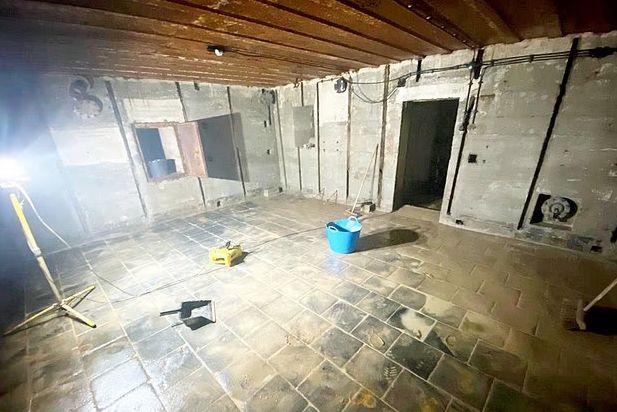 Съпрузи си купиха къща на остров и преживяха най-голямата изненада в живота си