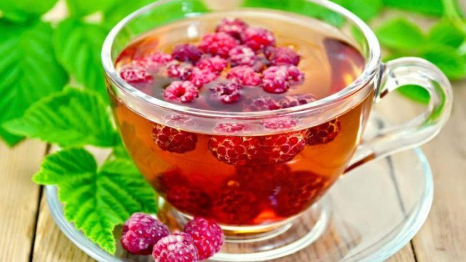 Всяка жена трябва да пие отвара от малинови листа, ето защо