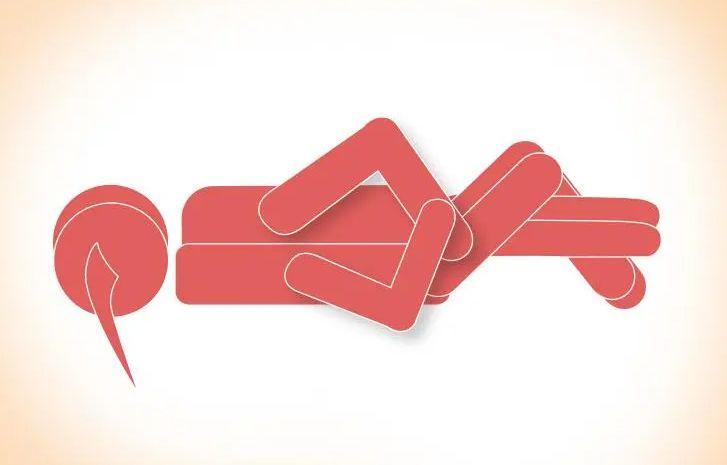 Секс без комплекси: трите най-приятни пози за жени с пищни извивки Снимки 18+