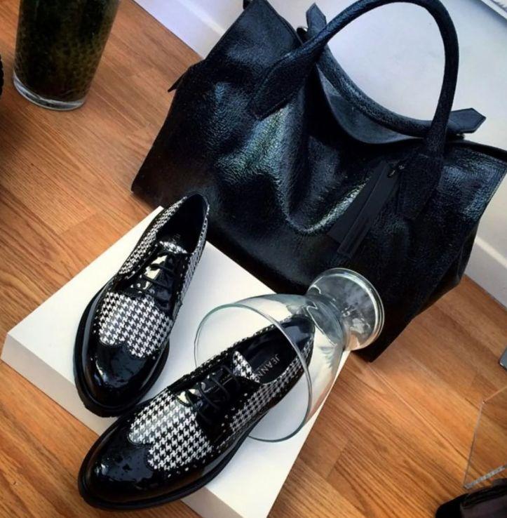 Обувките №1 за есен 2025, които всяка жена трябва да има Снимки