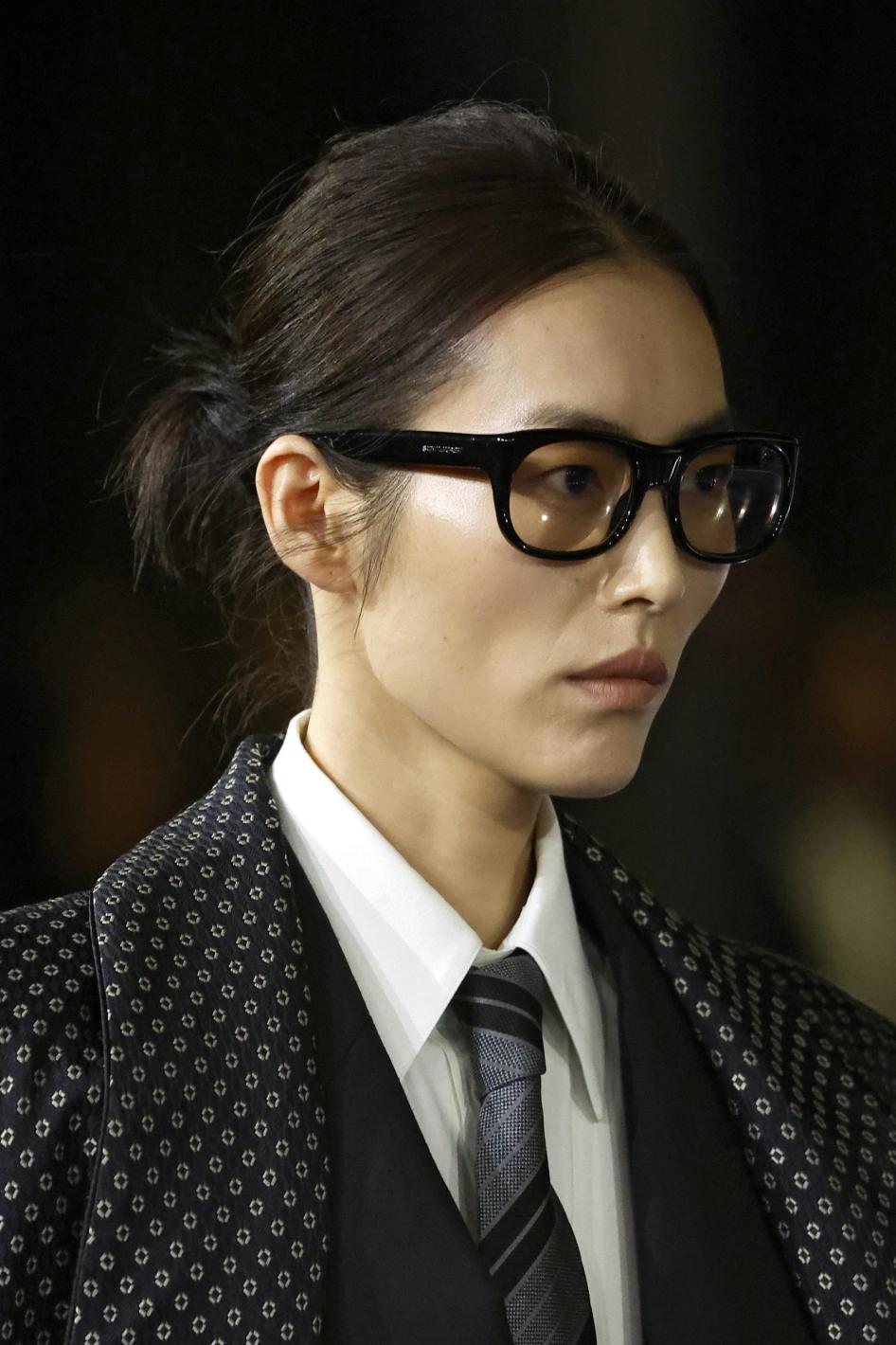 Свобода, комфорт и небрежност: 8 ключови елемента от офис гардероба на 2025-а