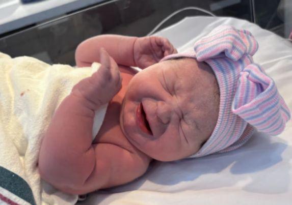 Жена се събуди със силна болка в корема, последвалото шокира всички