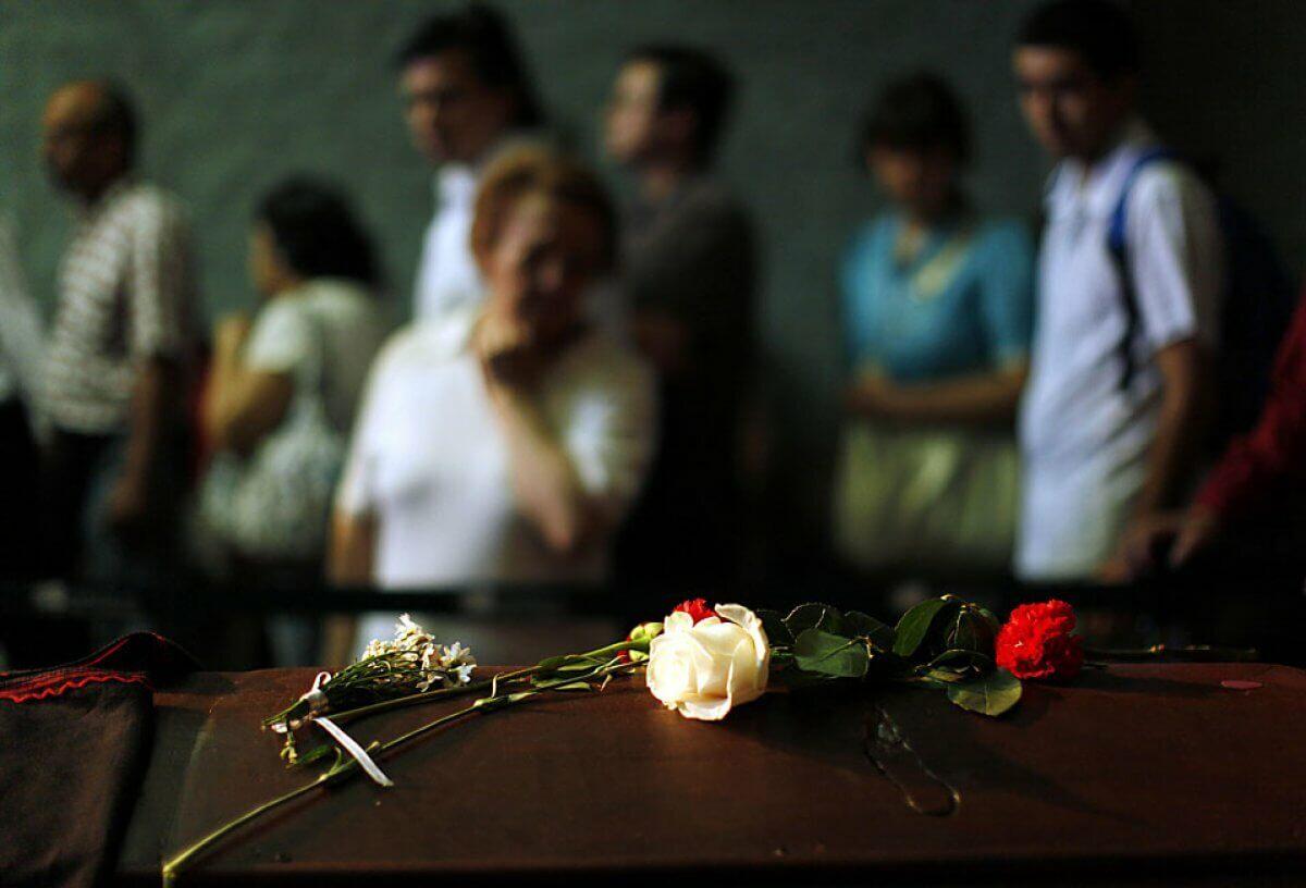 Какво не бива да правите, когато любим човек почине