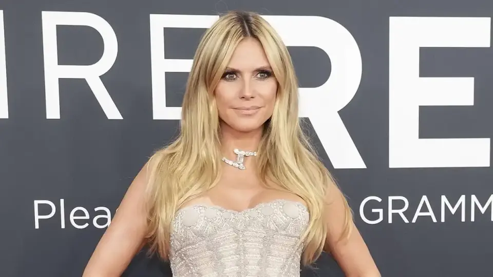 Хайди Клум лъсна в гола рокля, видя й се всичко Снимки