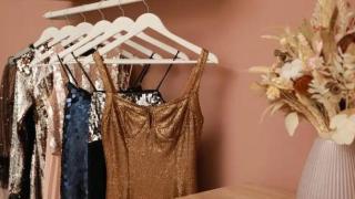 Модно съкровище: Ванеса откри рокля Gucci от 1998 г. на безценица в магазин втора ръка! Видео