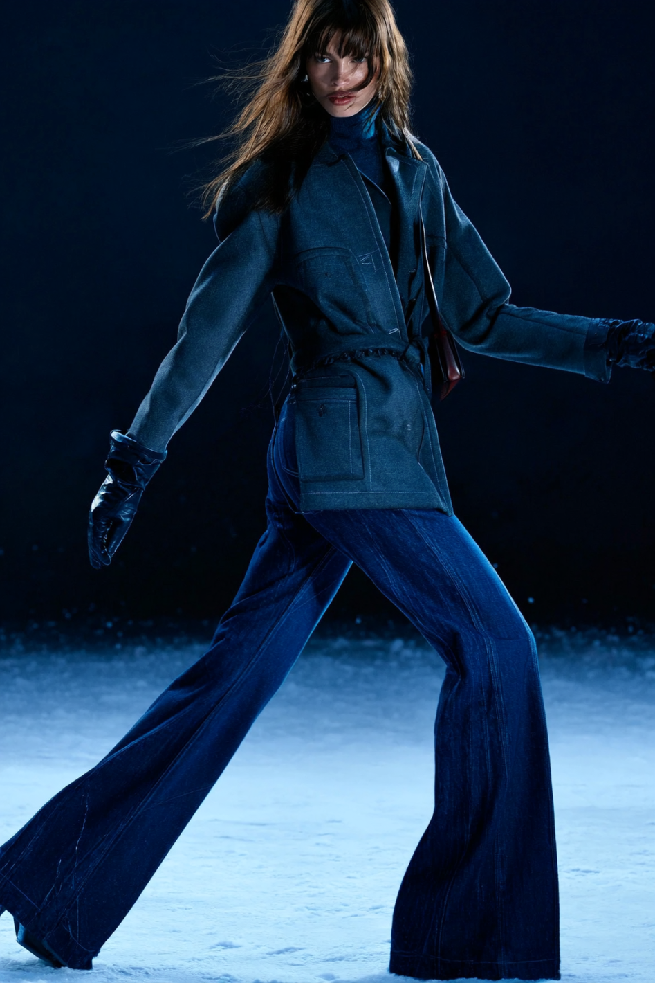 Най-модерните дънки за тази зима Снимки