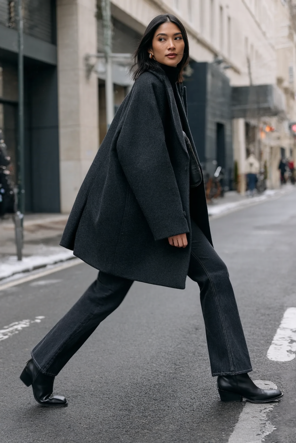 Най-модерните дънки за тази зима Снимки