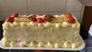 Забравете за руската салата, с тази студена солена торта ще впечатлите повече