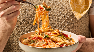 Кремави гнезда с пиле и пармезан — рецептата, която ще искате да повторите!