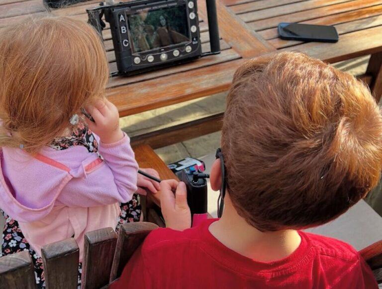 Меган показа нови снимки на Лилибет, но мрежата кипна