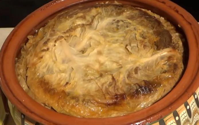 Най-вкусната капама с кисело зеле за Коледа става по тази рецепта