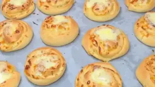 Пека това вместо пица: Тайната на най-пухкавите чеснови кифлички, по които семейството ми полудя