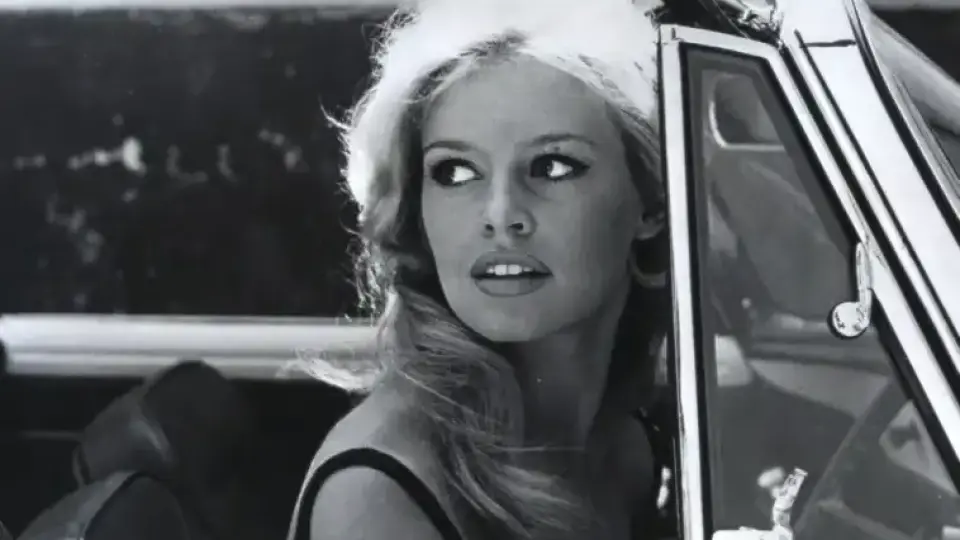 Черна дата: Бриджит Бардо кара всички във Франция да склонят глава