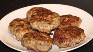 2 лъжици в каймата и кюфтетата стават сочни, крехки и топящи се в устата