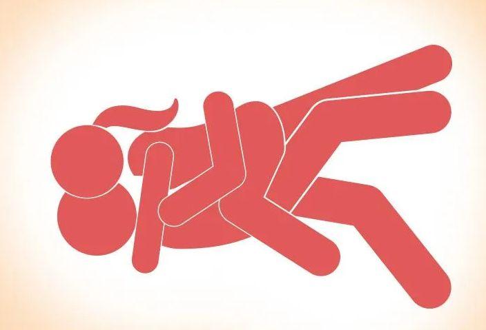 Още 5 секс пози, които всяка жена с пищни извивки трябва да пробва Снимки 18+